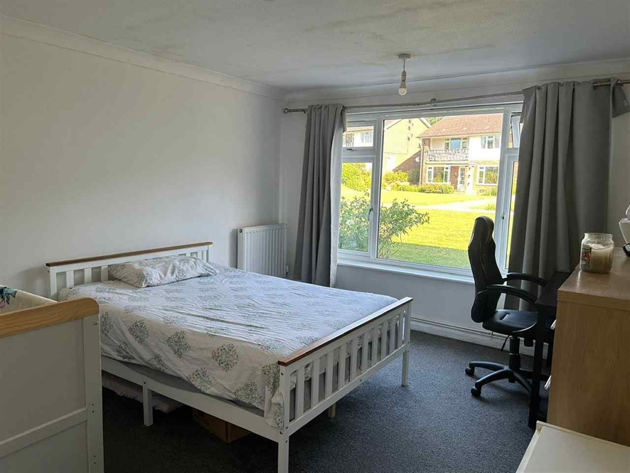 resized-2349823-Bedroom 1G.jpg